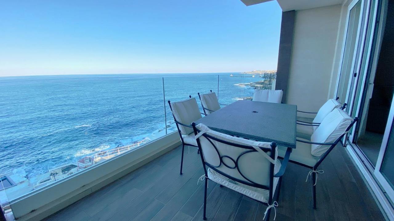 Point Sliema Sea Front Appartement Buitenkant foto